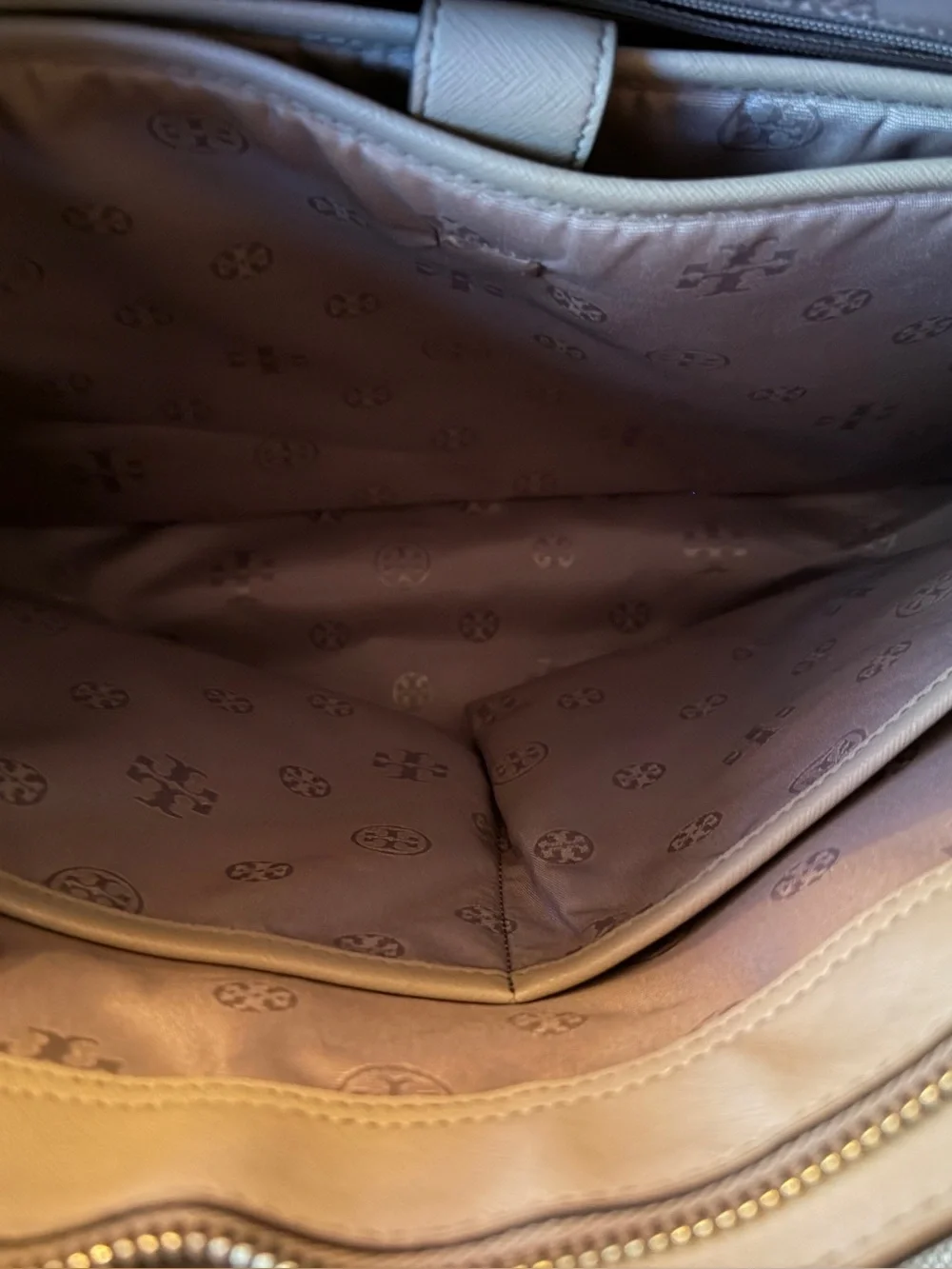 Tory Burch Emerson Zip Top Tote